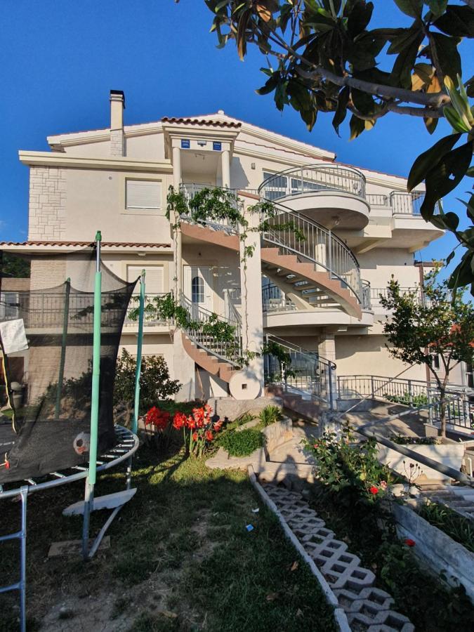 White House Apartments Dugi Rat Exterior photo
